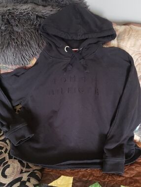 Tommy Hilfiger Black Pullover Croppwd Hooded Sweater